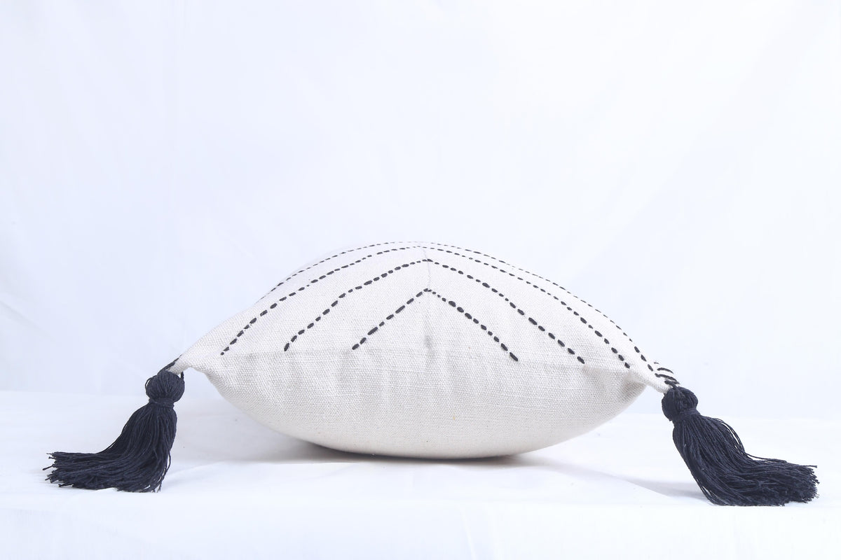 40 x 60 cm Nerma Pillow