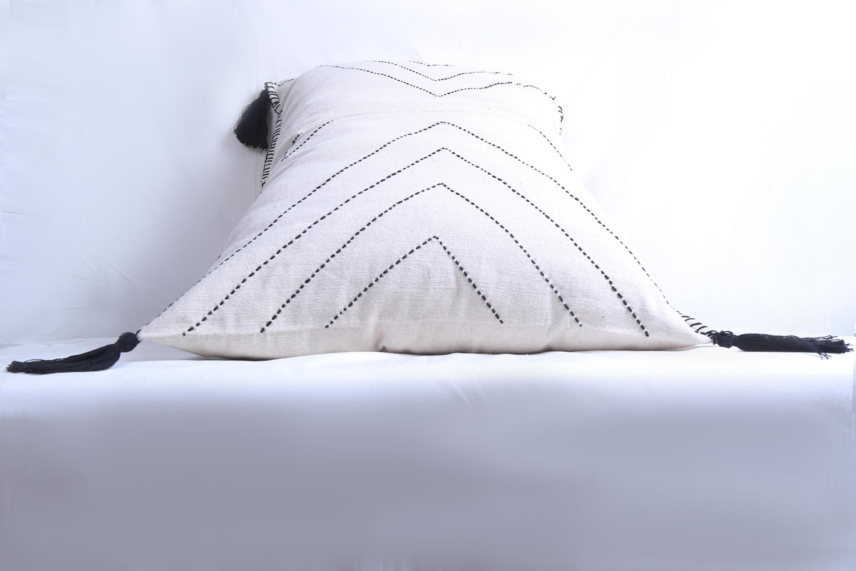 65 x 100 cm Nerma Pillow