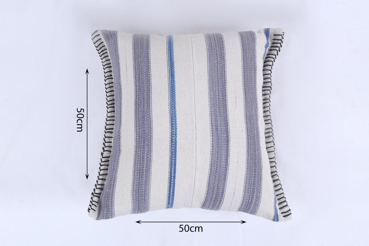 50 x 50 cm Mena Pillow