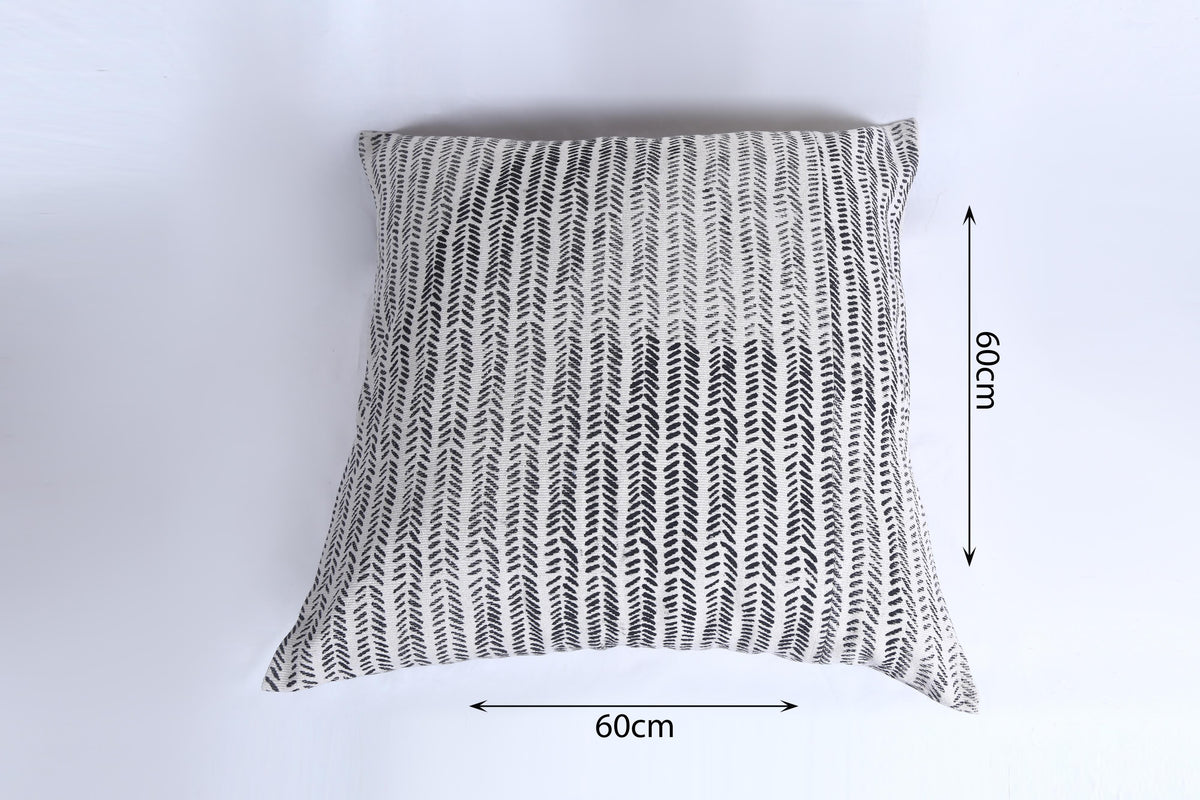 60 x 60 cm Mena Pillow