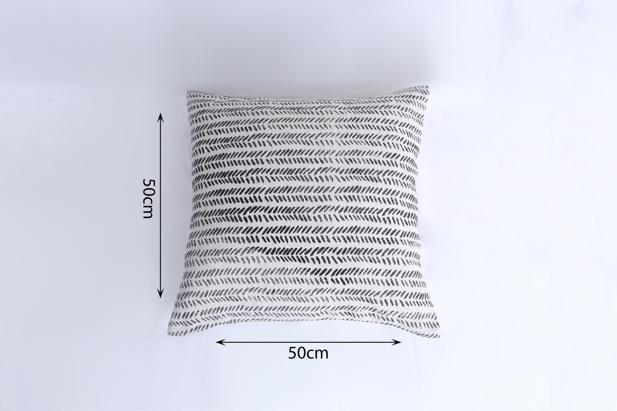 50 x 50 cm Mena Pillow